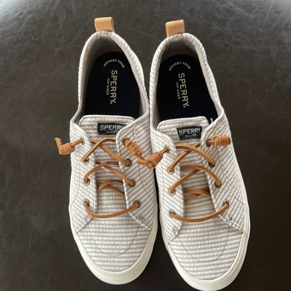 New Sperry Shoes Size 10